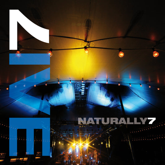 Naturally 7 - Live (DVD)